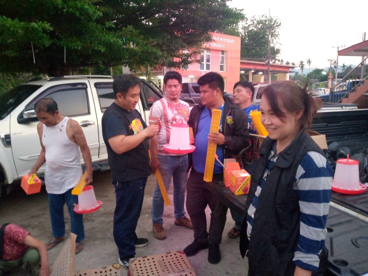 ส่งเสริมไก่กระดูกดำเป็นอาชีพเสริม